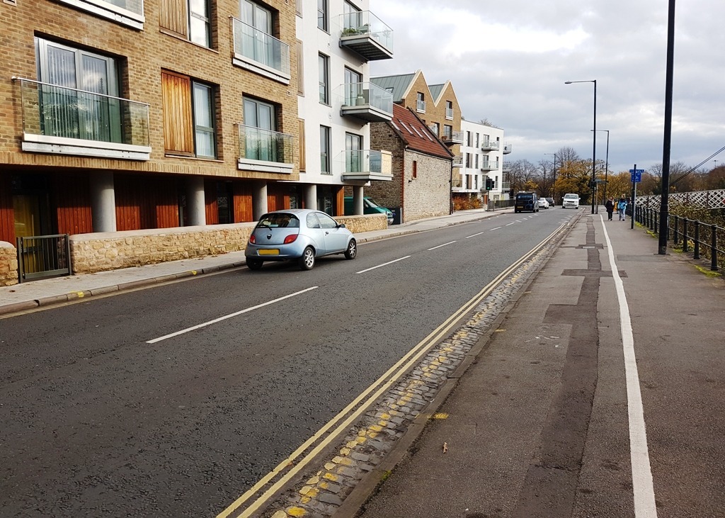 Cumberland Road to be oneway? Friends of Bathurst Basin
